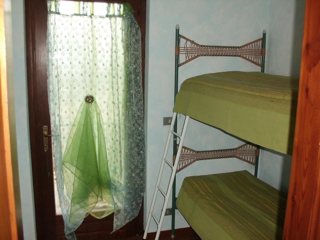 B&B Al Mutpron Casale Corte Cerro Exterior foto